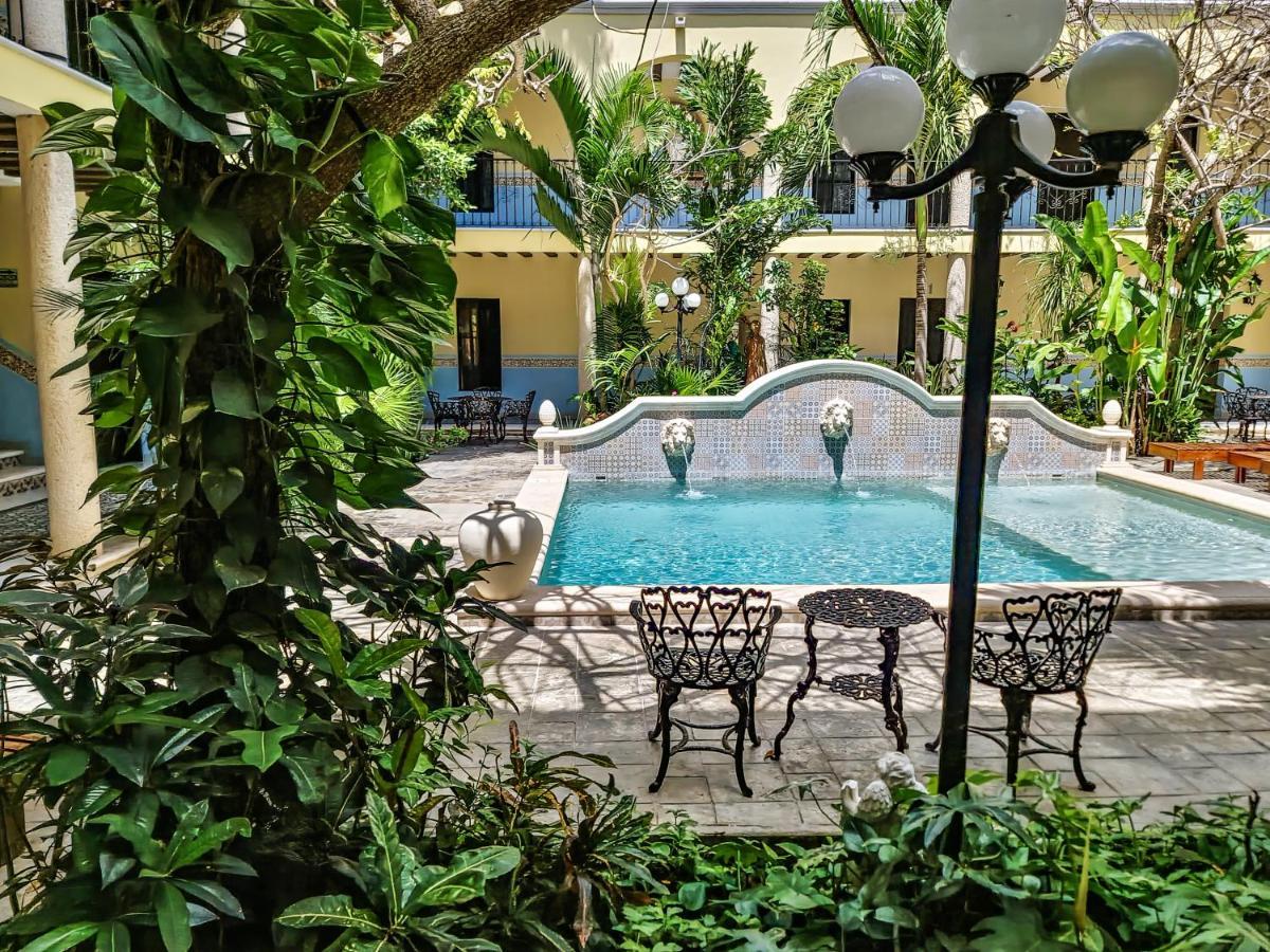 Hotel Fundadores Valladolid  Buitenkant foto
